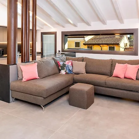 Blumen Apartman